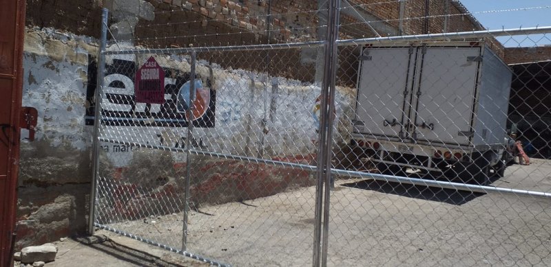 Malla Ciclónica para Talleres en y Fabricas en Hospital Civil Nuevo